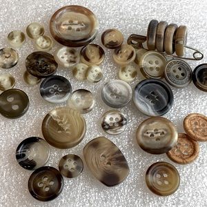 Vintage tortoiseshell 39 beautiful rich variety of shapes and sizes Buttons